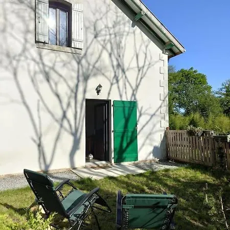 4/6 Pers, Jardin, 6 Km De La Saint-Julien-en-Born