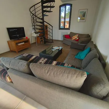 4/6 Pers, Jardin, 6 Km De La Apartment *
