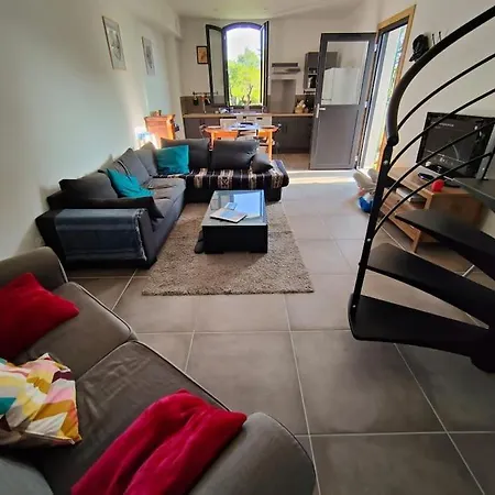 4/6 Pers, Jardin, 6 Km De La Apartment *